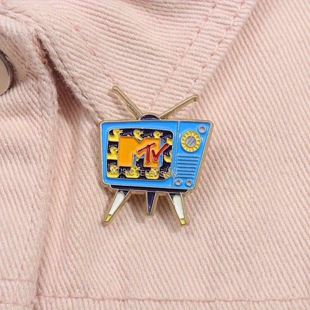 MTV OIL DRIPPED ENAMEL PIN LAPEL PIN BROOCH NWT - Picture 10 of 12